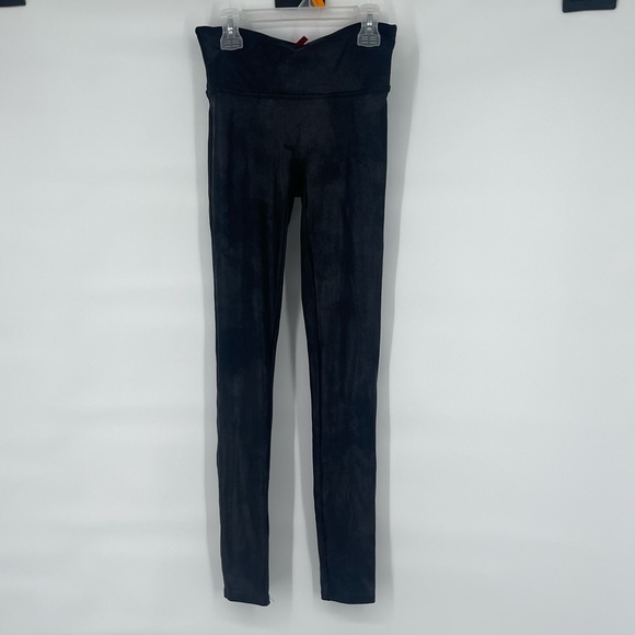 Spanx shiny black low rise leggings - Picture 1 of 8